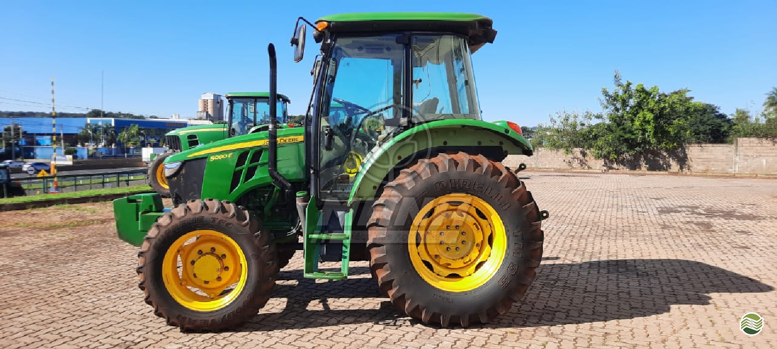 TRATOR JOHN DEERE JOHN DEERE 5080E Tração 4x4 Mana Máquinas RIBEIRAO PRETO SÃO PAULO SP